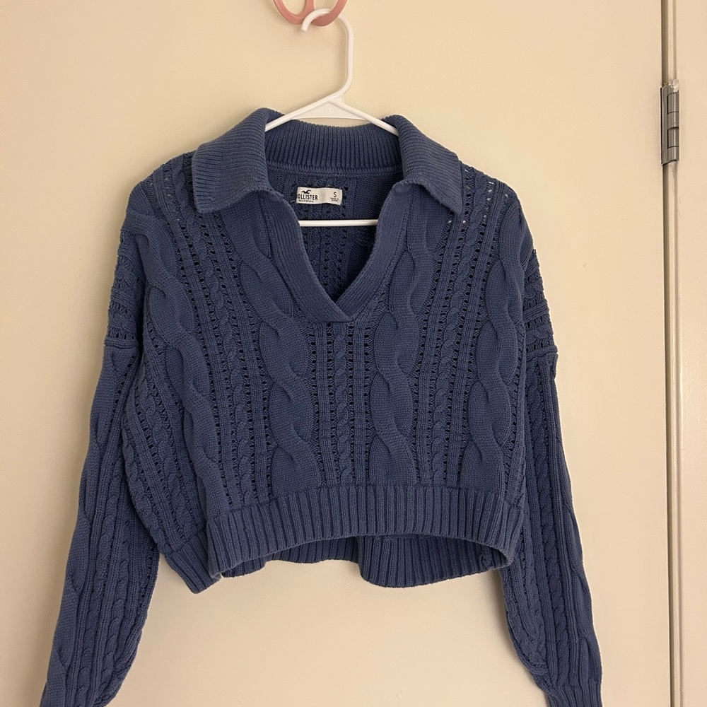 Hollister Navy V-Neck Cable Knit Sweater